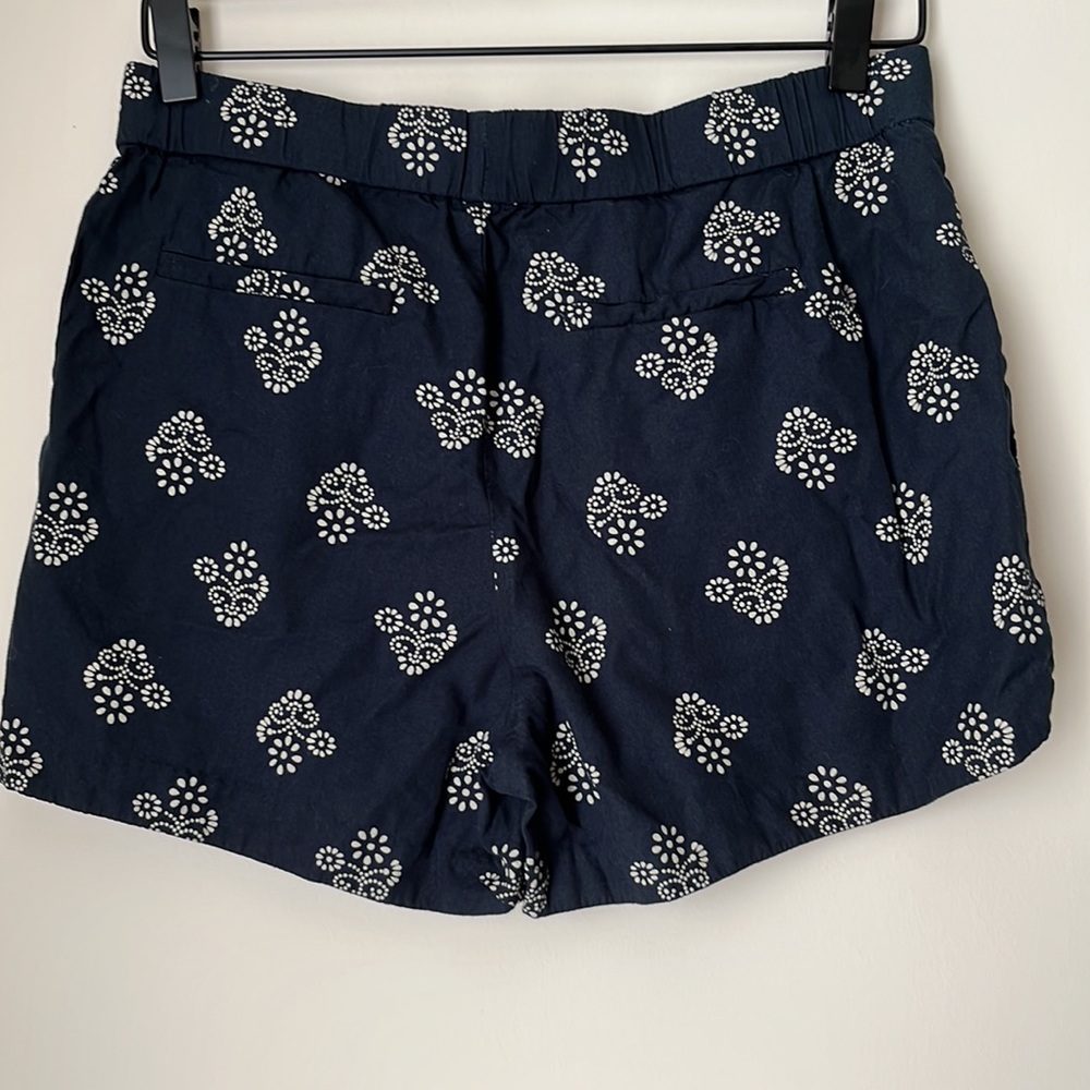 Madewell Navy Floral Shorts Size Small - Picture 4 of 7